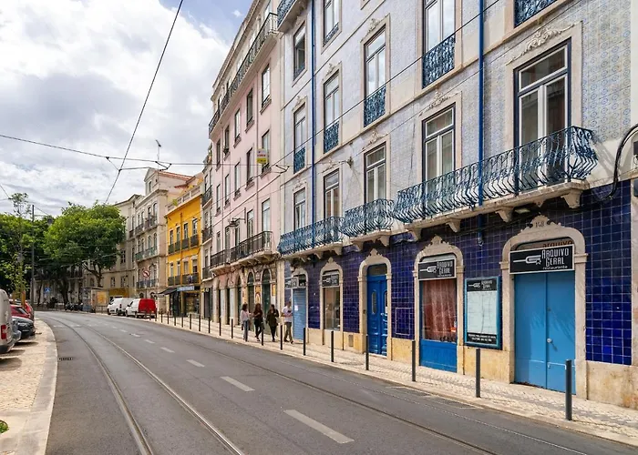 Apartamento Whome Luxury In Prime Location W/ Ac, Lift & Private Patio Lisboa