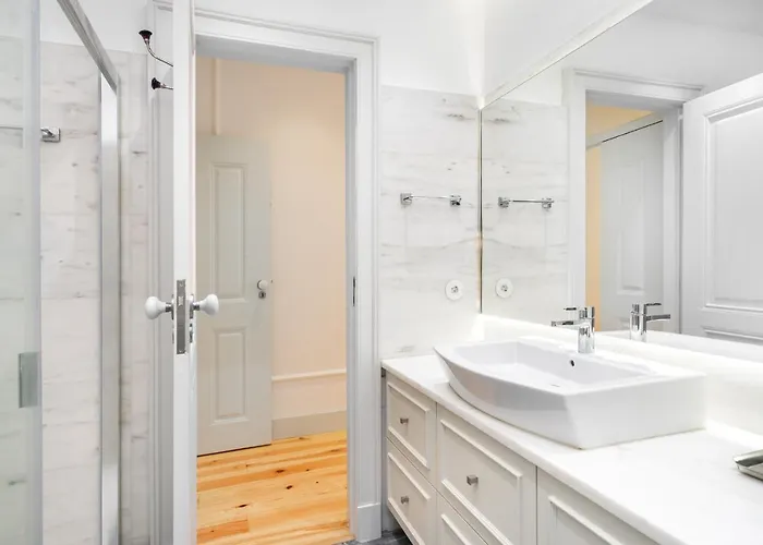 Apartmán Whome Luxury In Prime Location W/ Ac, Lift & Private Patio Lisboa