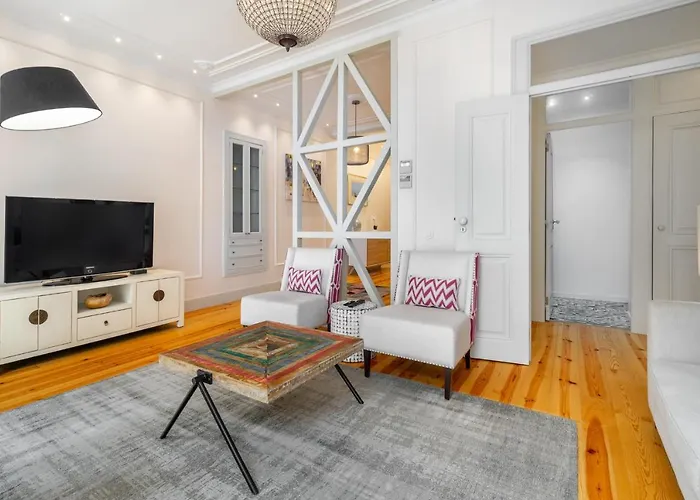 Whome Luxury In Prime Location W/ Ac, Lift & Private Patio Apartmán