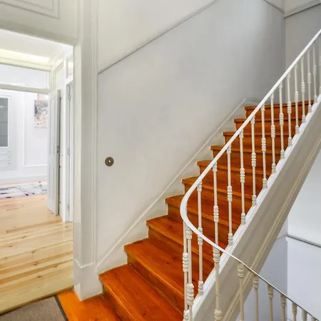 Whome Luxury In Prime Location W/ Ac, Lift & Private Patio Appartement Lisboa